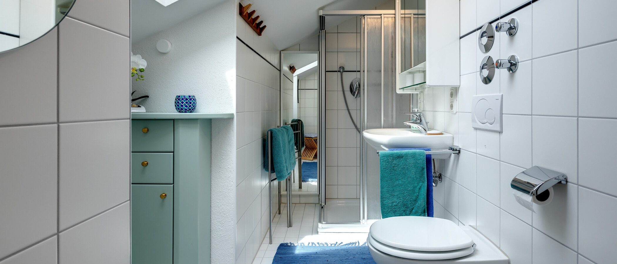 Maisonette-Galerie Wohnung Tutzing 01 2. Badezimmer 10604