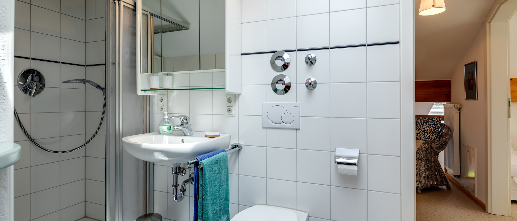 Maisonette-Galerie Wohnung Tutzing 03 2. Badezimmer 10604
