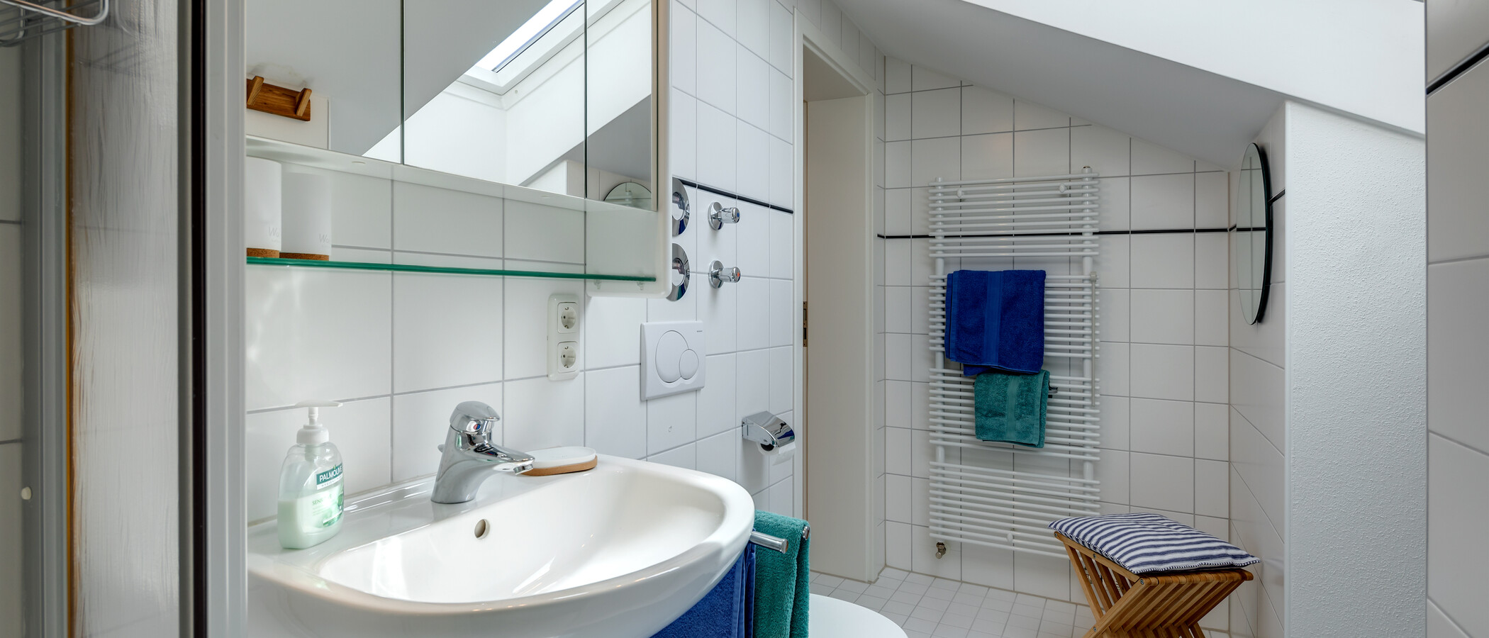 Maisonette-Galerie Wohnung Tutzing 04 2. Badezimmer 10604