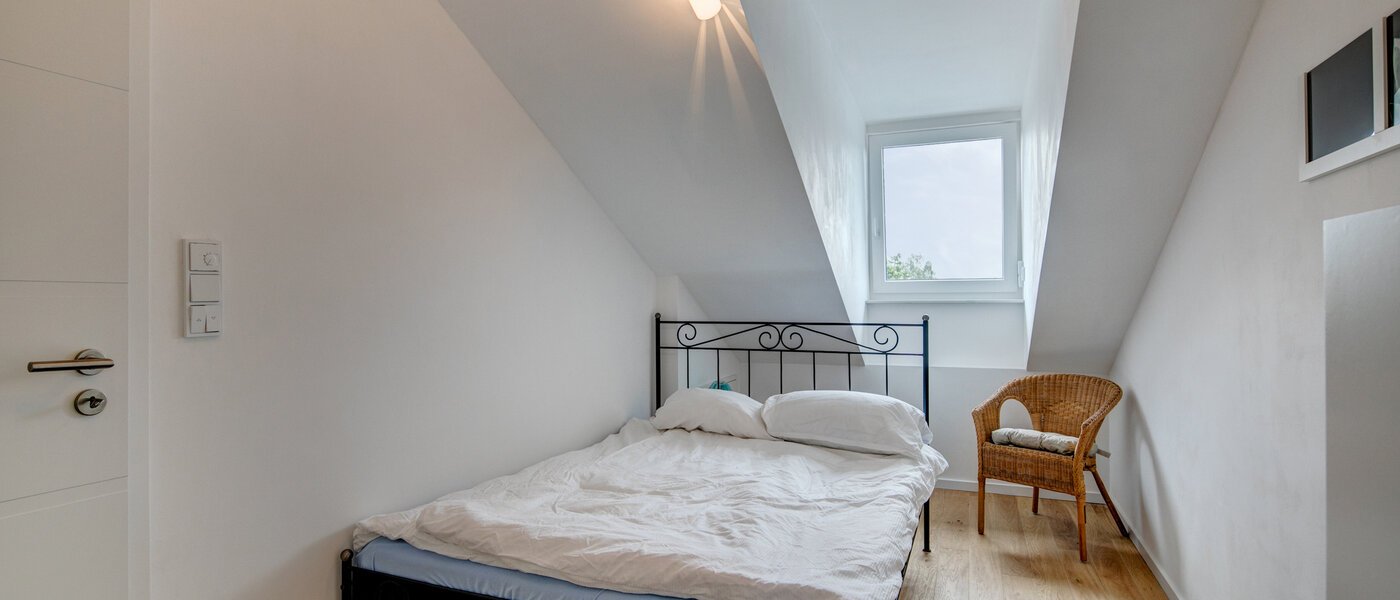 Wohnung München Am Hart 01 Schlafzimmer 10610