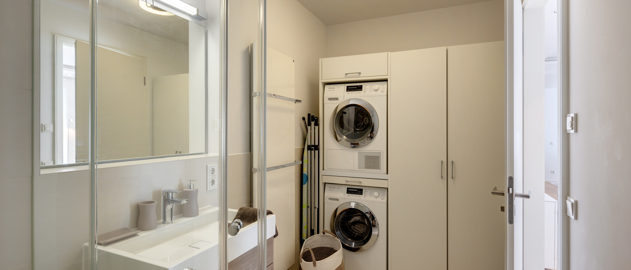 Wohnung München Nymphenburg 01 2. Badezimmer 10628