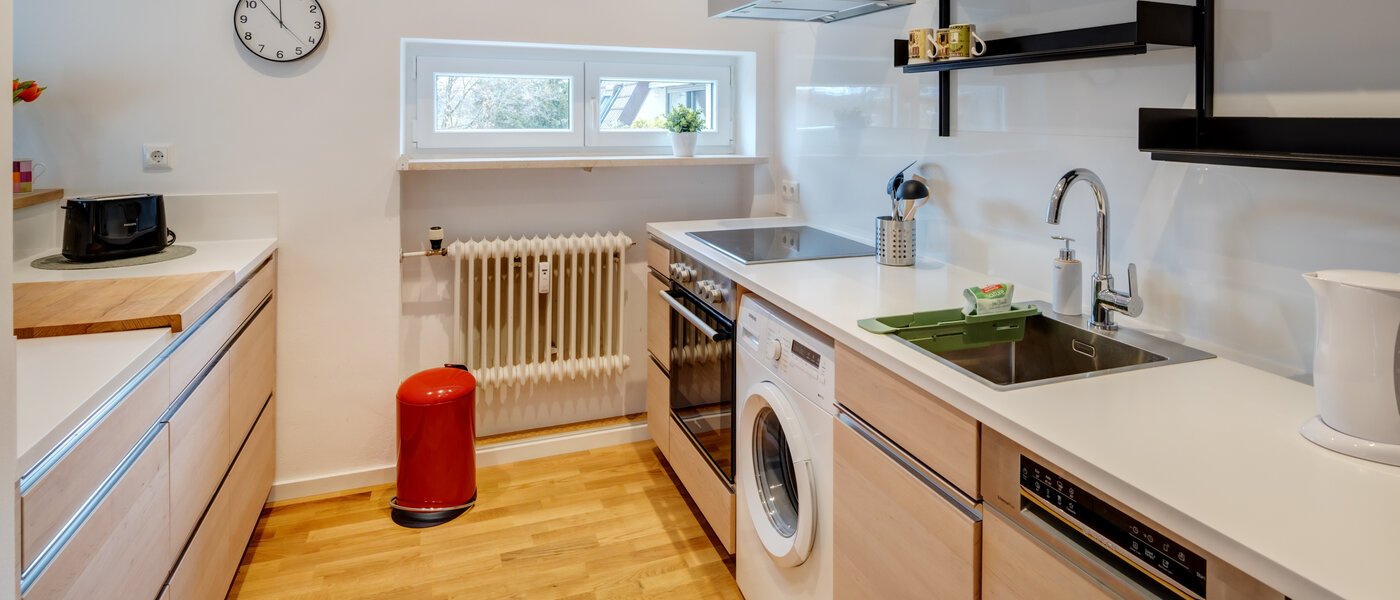 Dachgeschosswohnung München Trudering 01 Küche 10634