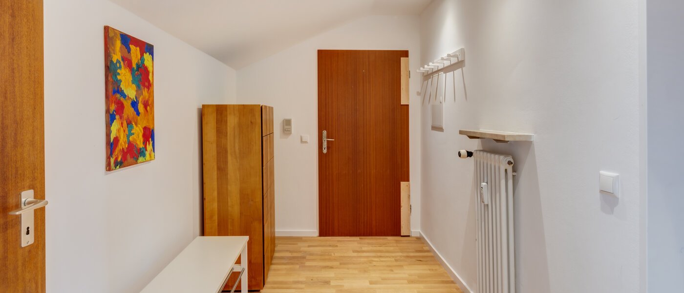 Dachgeschosswohnung München Trudering 01 Flur/Gang 10634