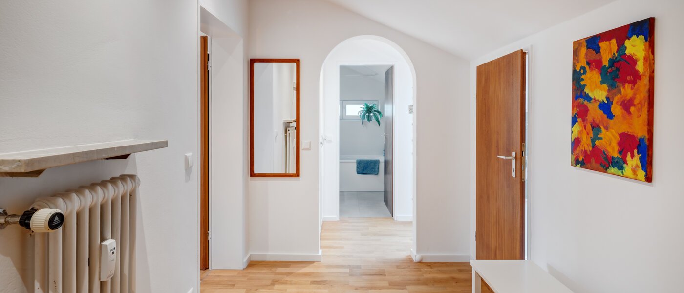 Dachgeschosswohnung München Trudering 02 Flur/Gang 10634