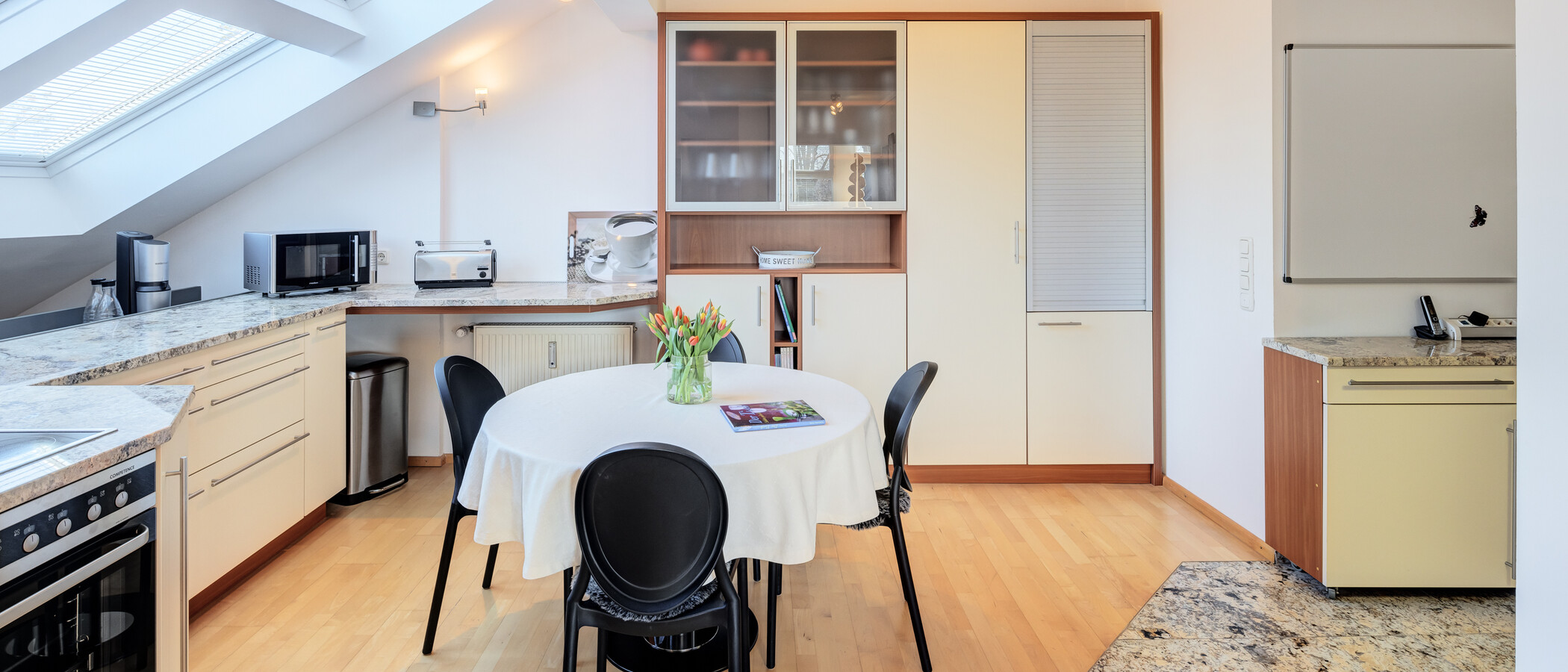 Dachgeschosswohnung Gräfelfing 03 Küche 10636
