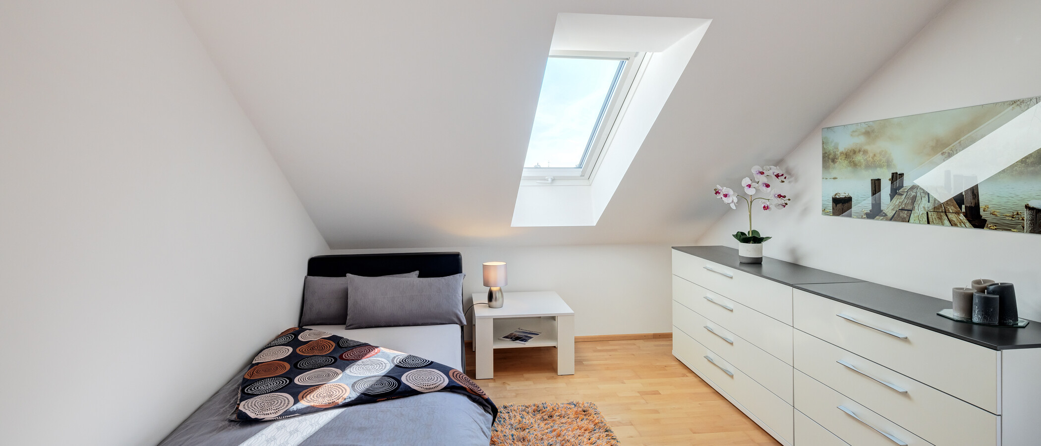 Dachgeschosswohnung Gräfelfing 01 2. Schlafzimmer	 10636