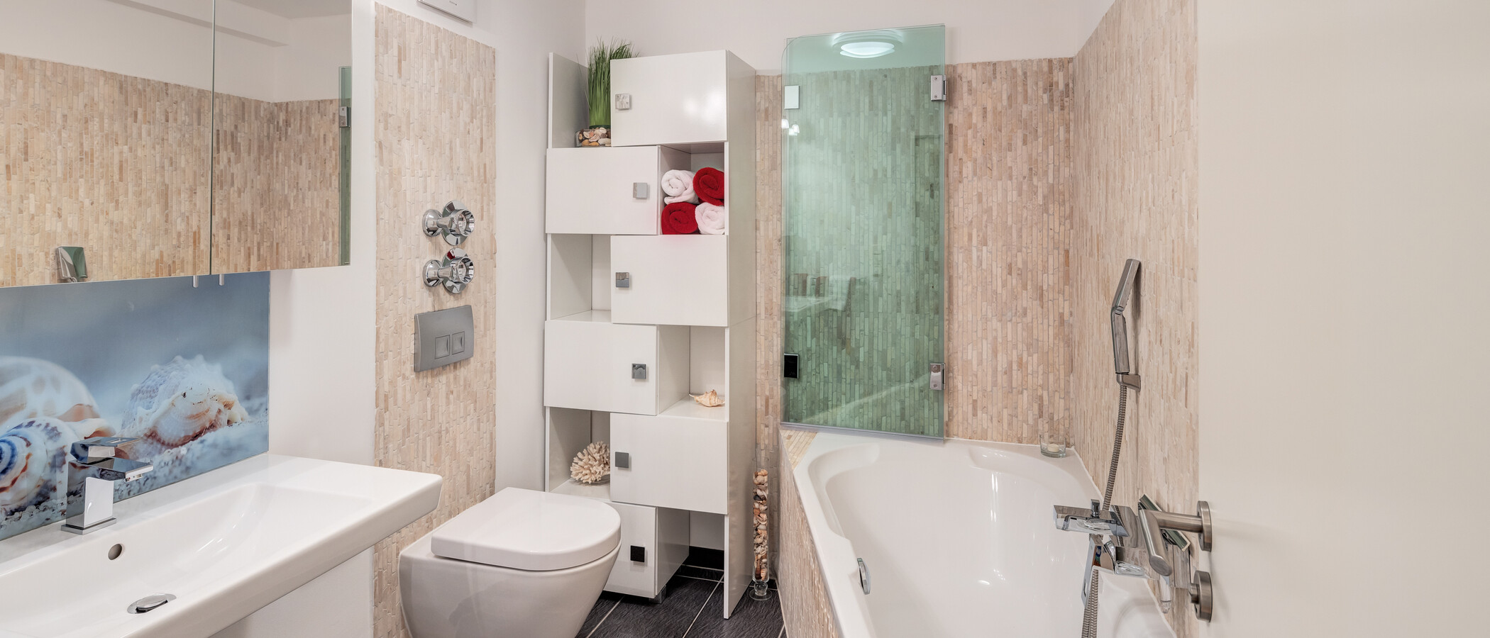 Dachgeschosswohnung Gräfelfing 01 1. Badezimmer 10636