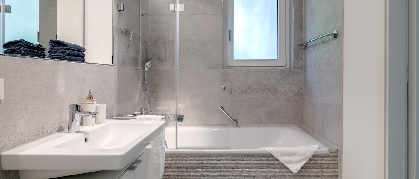 Wohnung München Bogenhausen 02 Badezimmer 10643