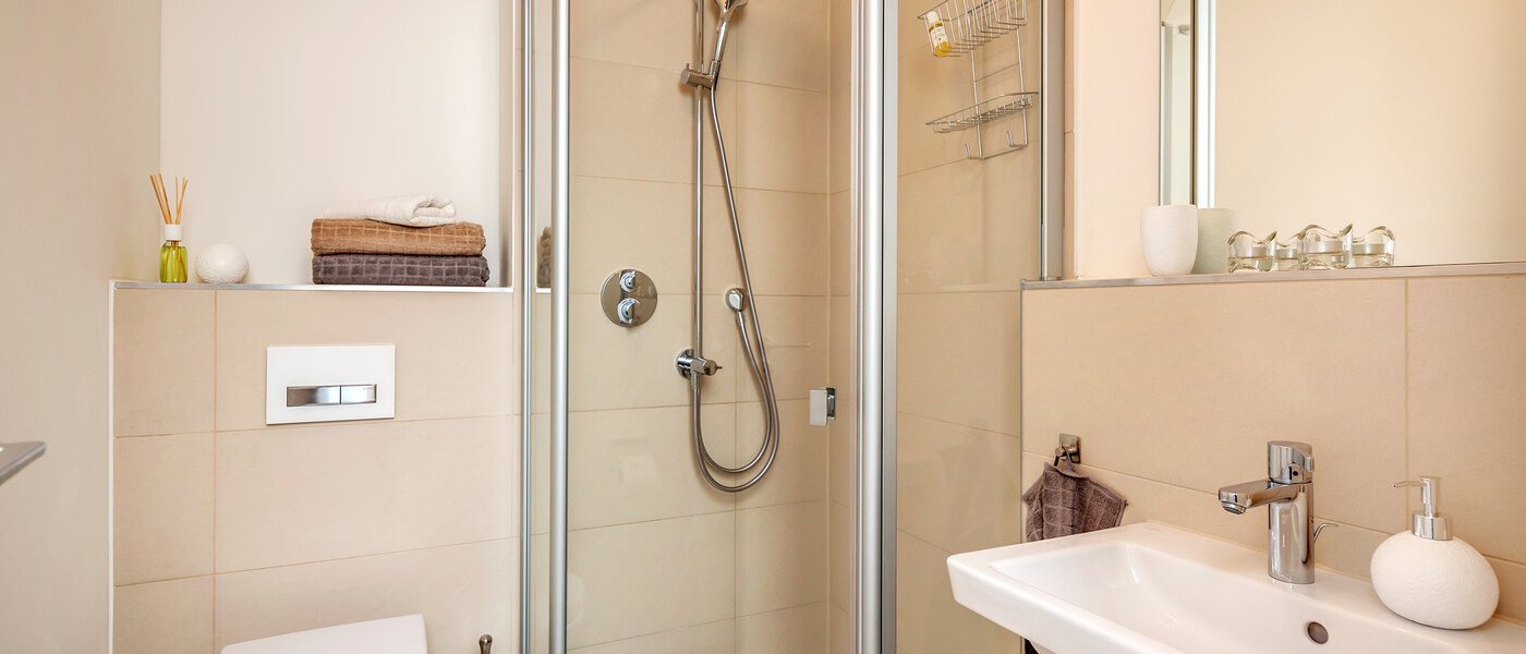 Haus München Schwabing 02 2. Badezimmer 10644