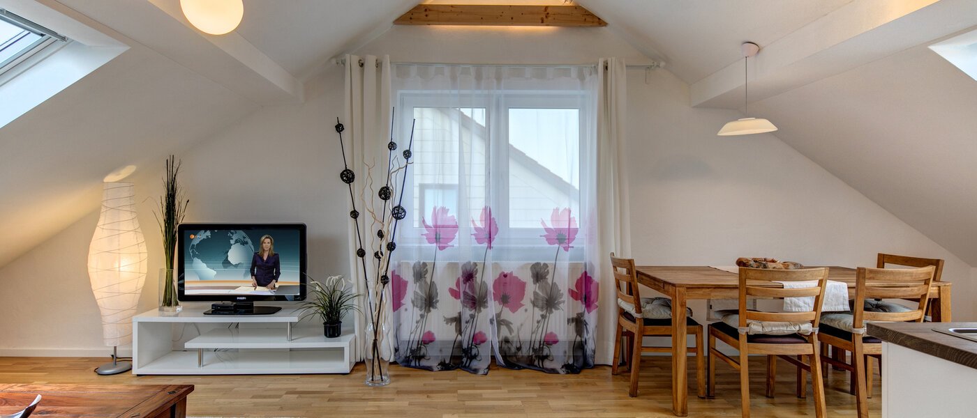 Dachgeschosswohnung Eching 04 Wohnen 10655