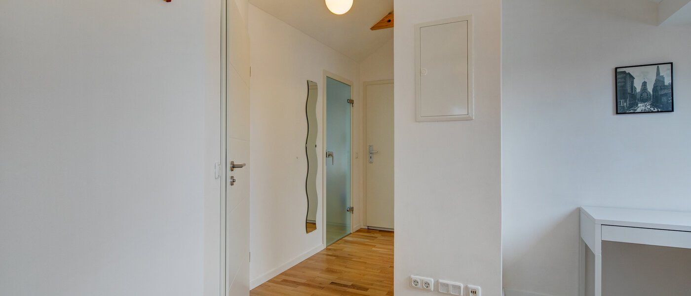 Dachgeschosswohnung Eching 02 Flur/Gang 10655