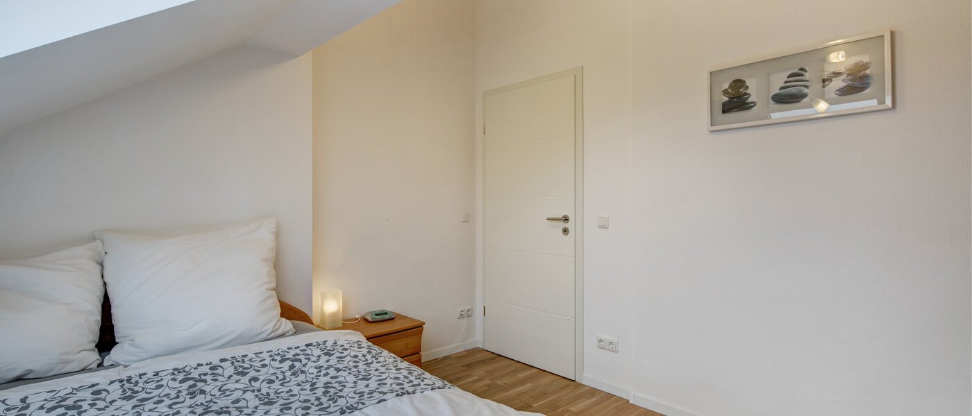Dachgeschosswohnung Eching 04 Schlafen 10655