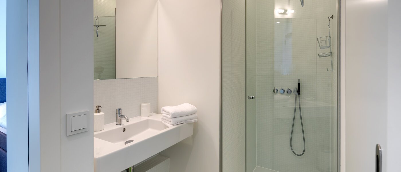 Wohnung München Nymphenburg 01 Badezimmer 10689