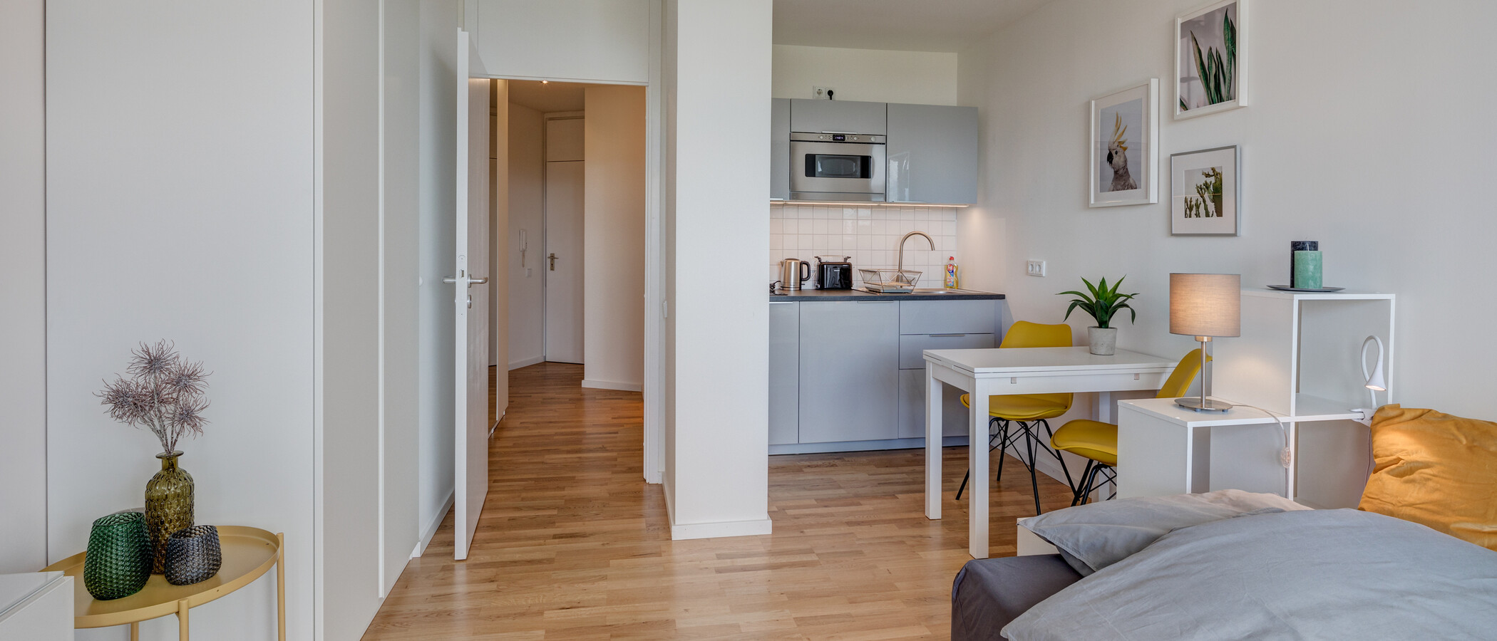 Apartment München Schwabing-Nord (zw. Leopoldstraße & Englischen Garten) 04 Wohnen 10753