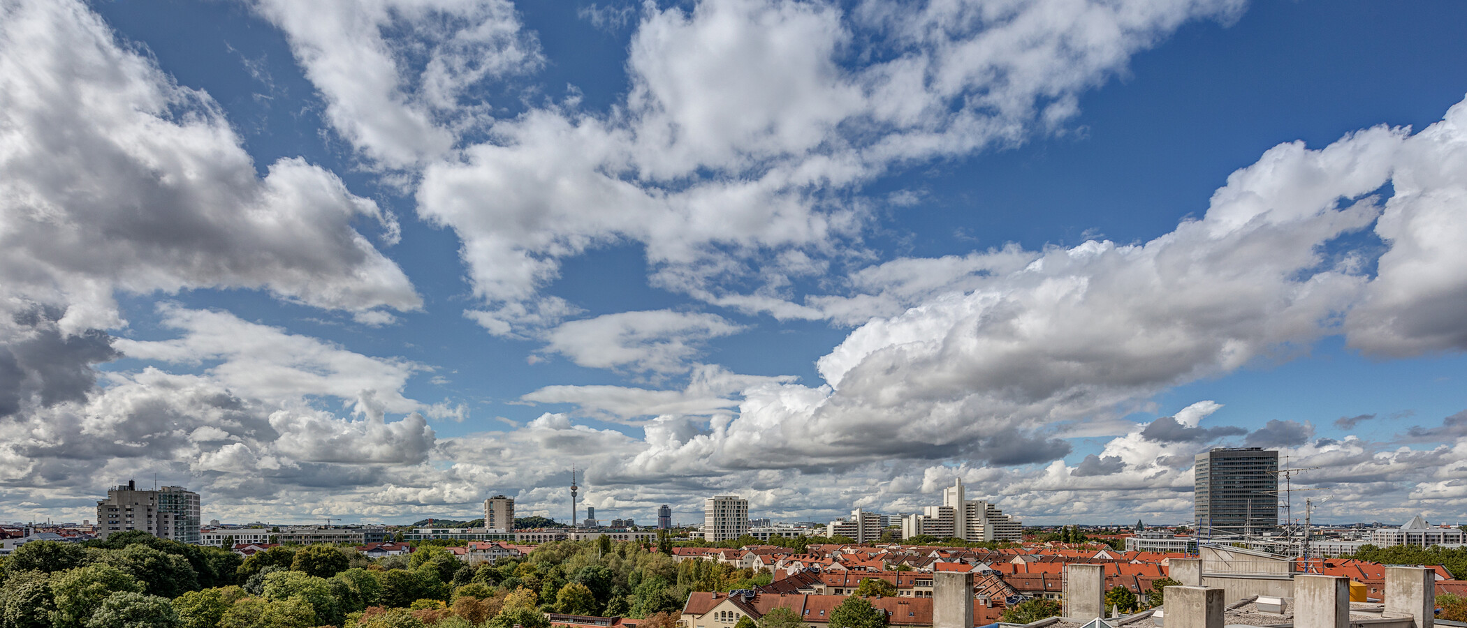Apartment München Schwabing-Nord (zw. Leopoldstraße & Englischen Garten) 01 Aussicht 10753