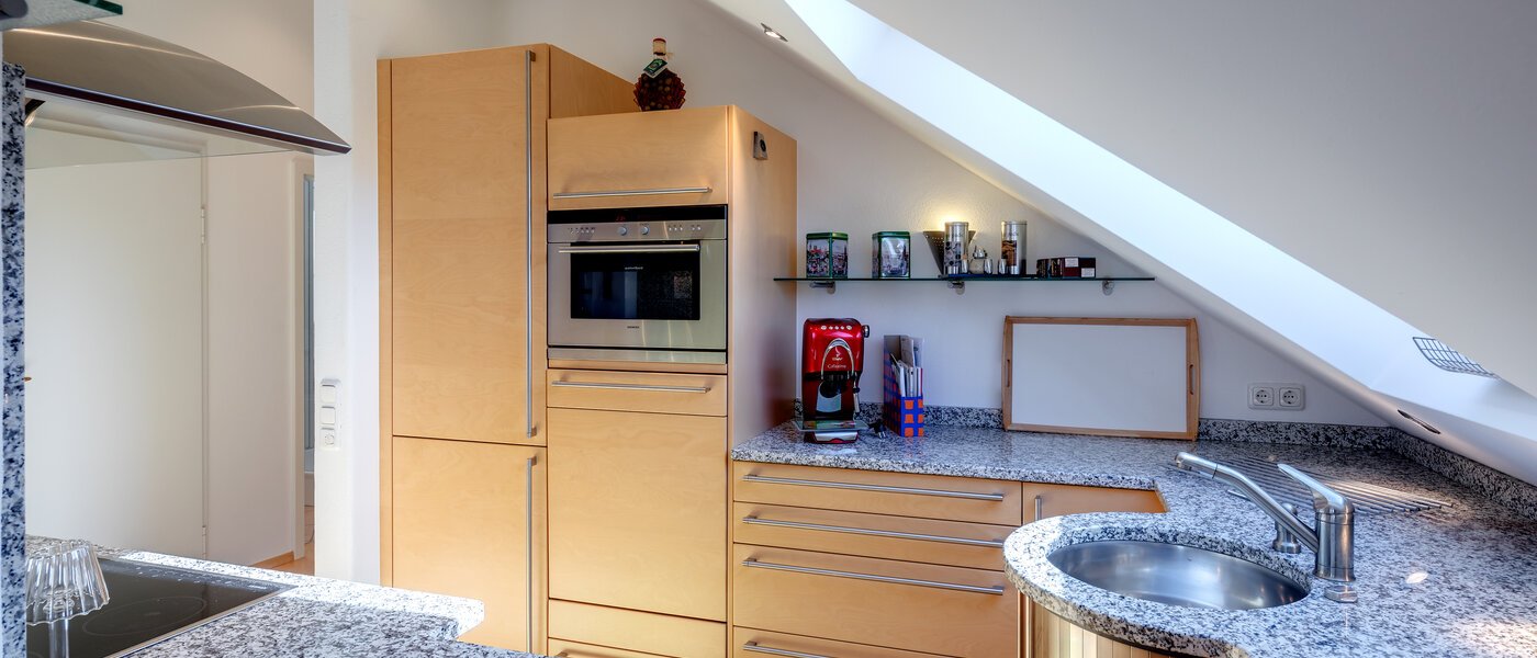 Dachgeschosswohnung Neubiberg 03 Küche 10767
