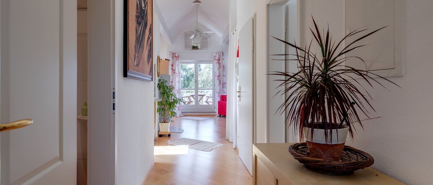 Dachgeschosswohnung Neubiberg 01 Flur/Gang 10767