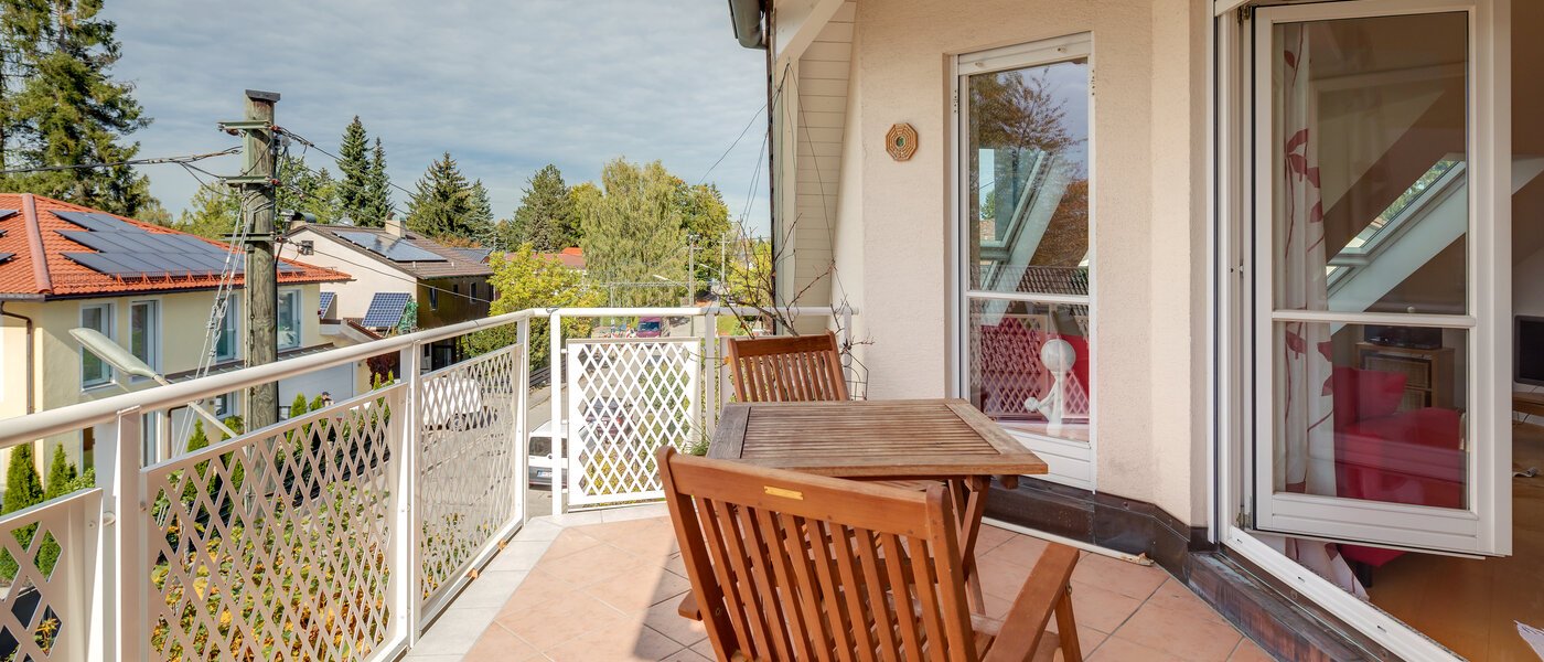Dachgeschosswohnung Neubiberg 02 Terrasse 10767