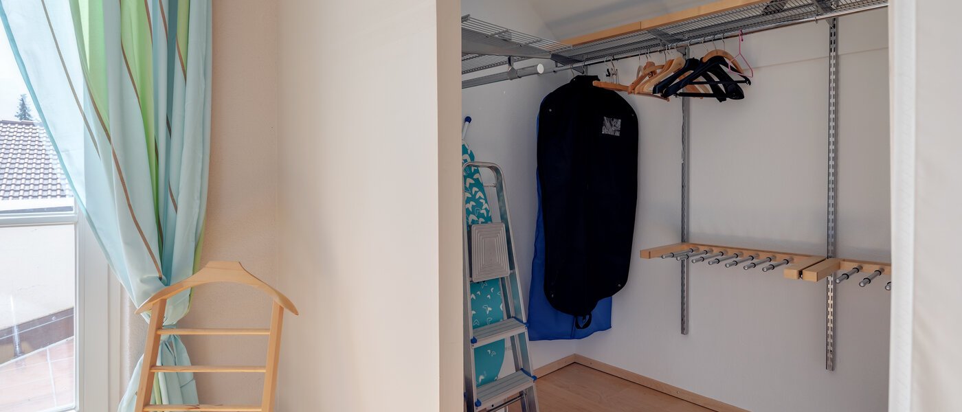 Dachgeschosswohnung Neubiberg 02 1. Schlafzimmer 10767