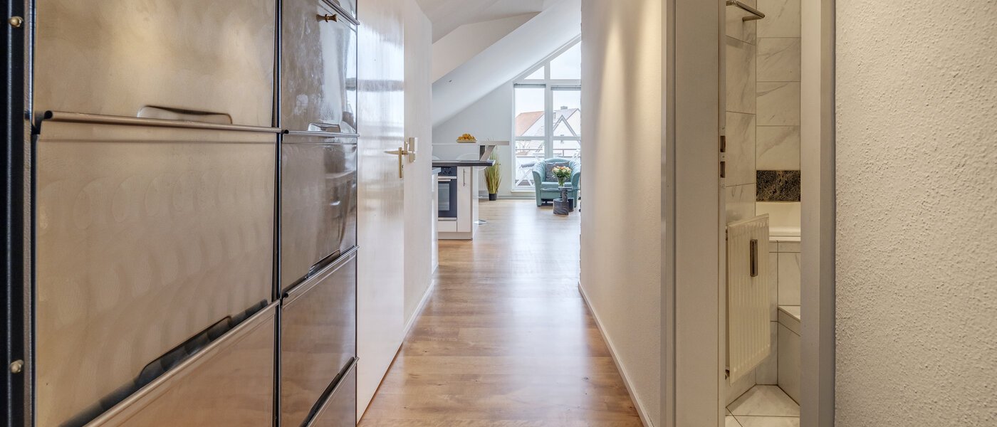 Dachgeschosswohnung München Denning 01 Flur/Gang 10809