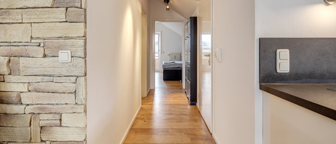 Dachgeschosswohnung München Denning 02 Flur/Gang 10809