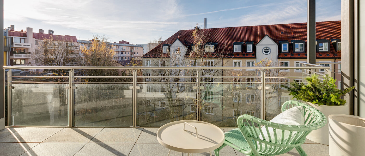Wohnung München Schwabing-West (rund um den Hohenzollernplatz) 02 Balkon 10823
