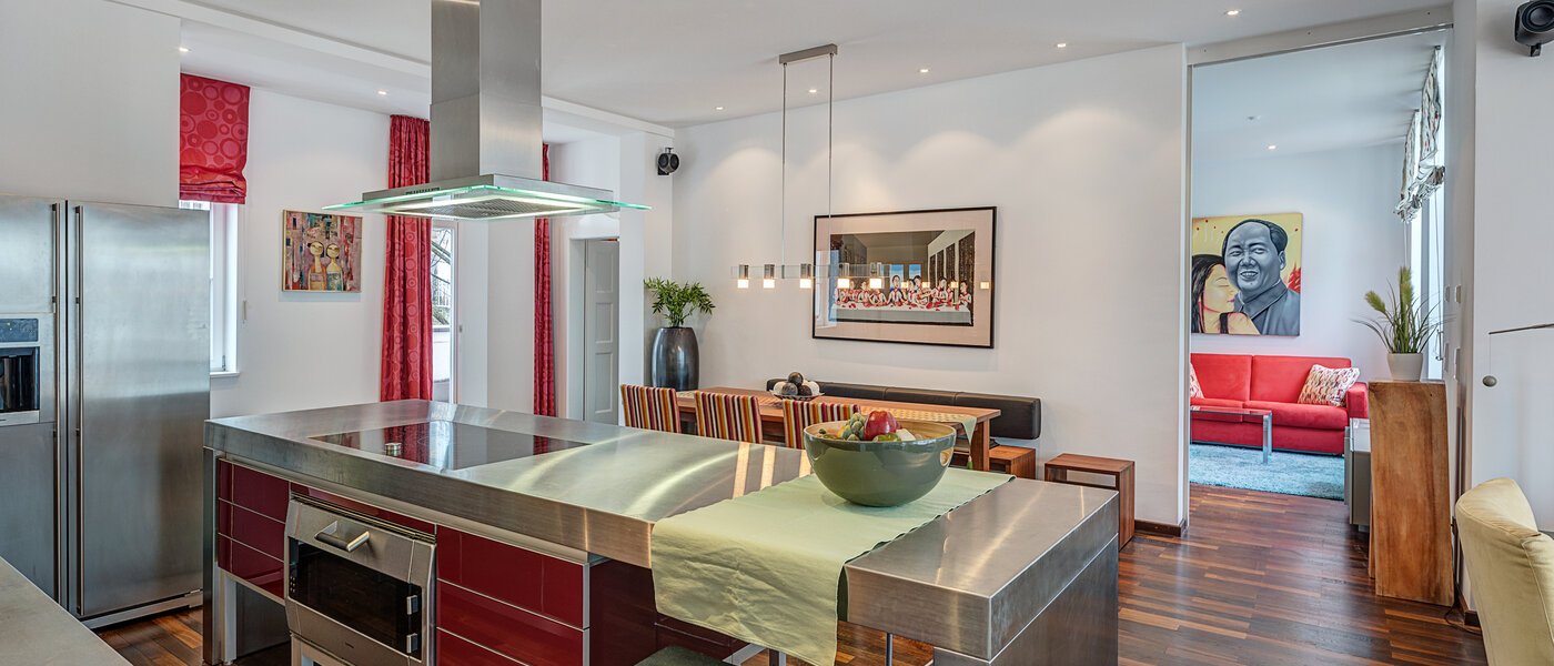 Wohnung München Bogenhausen 01 Küche 10830