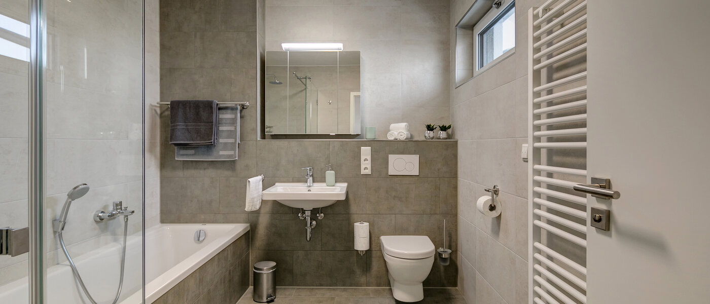 Wohnung Grasbrunn 04 Badezimmer 10864