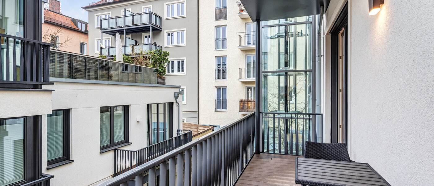 Wohnung München Maxvorstadt - Rund um den Josephplatz 02 Balkon 10866