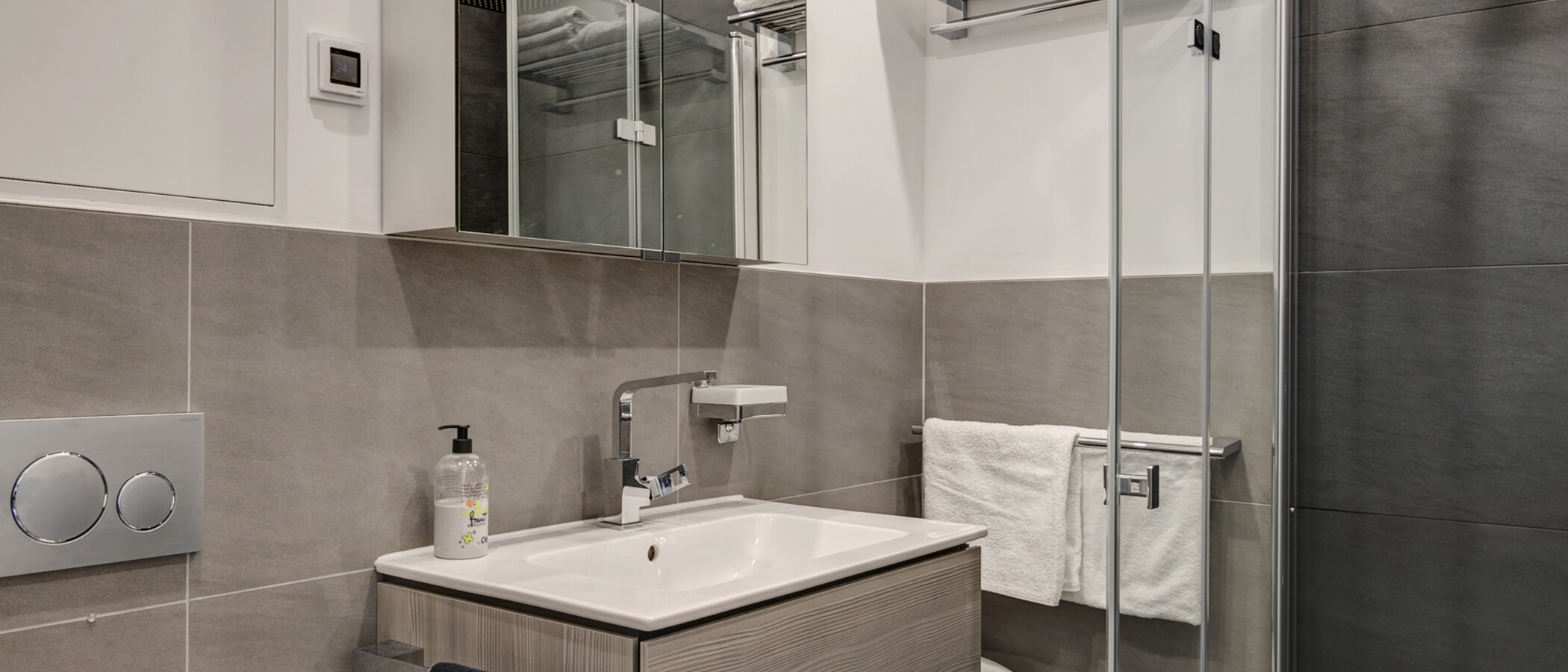 Wohnung München Schwabing (rechts der Leopoldstraße) 02 Badezimmer 10897