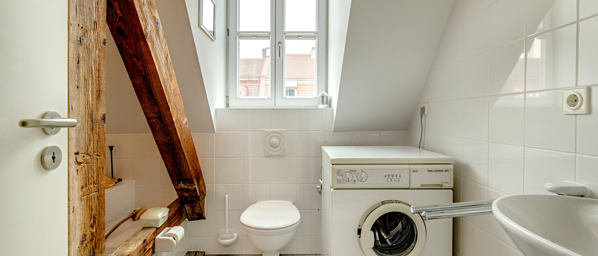 Galeriewohnung München Schwabing (links der Leopoldstraße) 02 Badezimmer 1090
