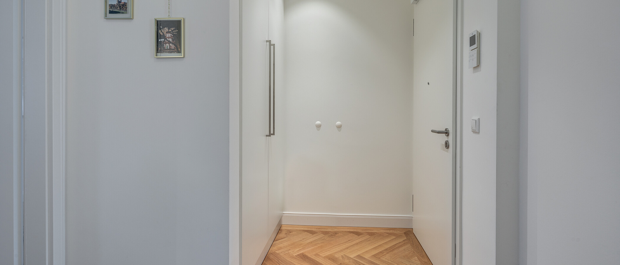 Wohnung München Maxvorstadt - Rund um den Josephsplatz 01 Flur/Gang 10909