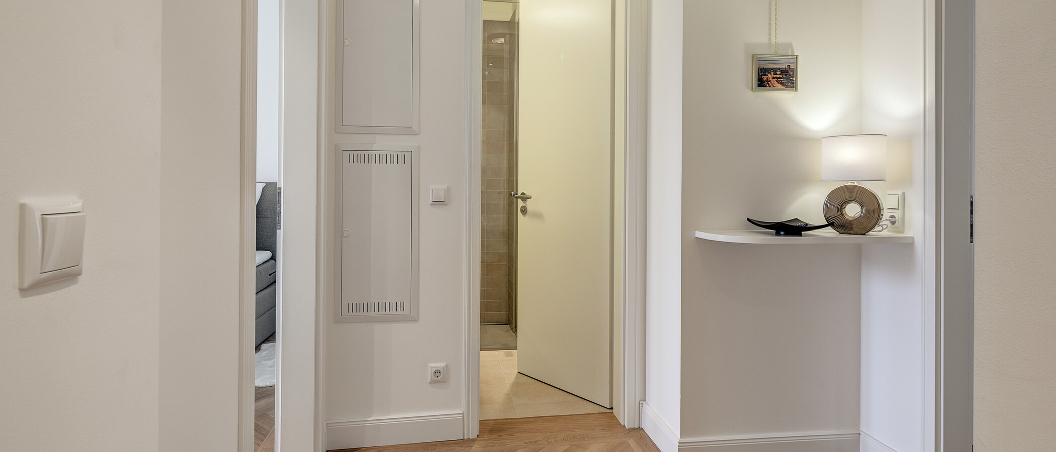 Wohnung München Maxvorstadt - Rund um den Josephsplatz 02 Flur/Gang 10909
