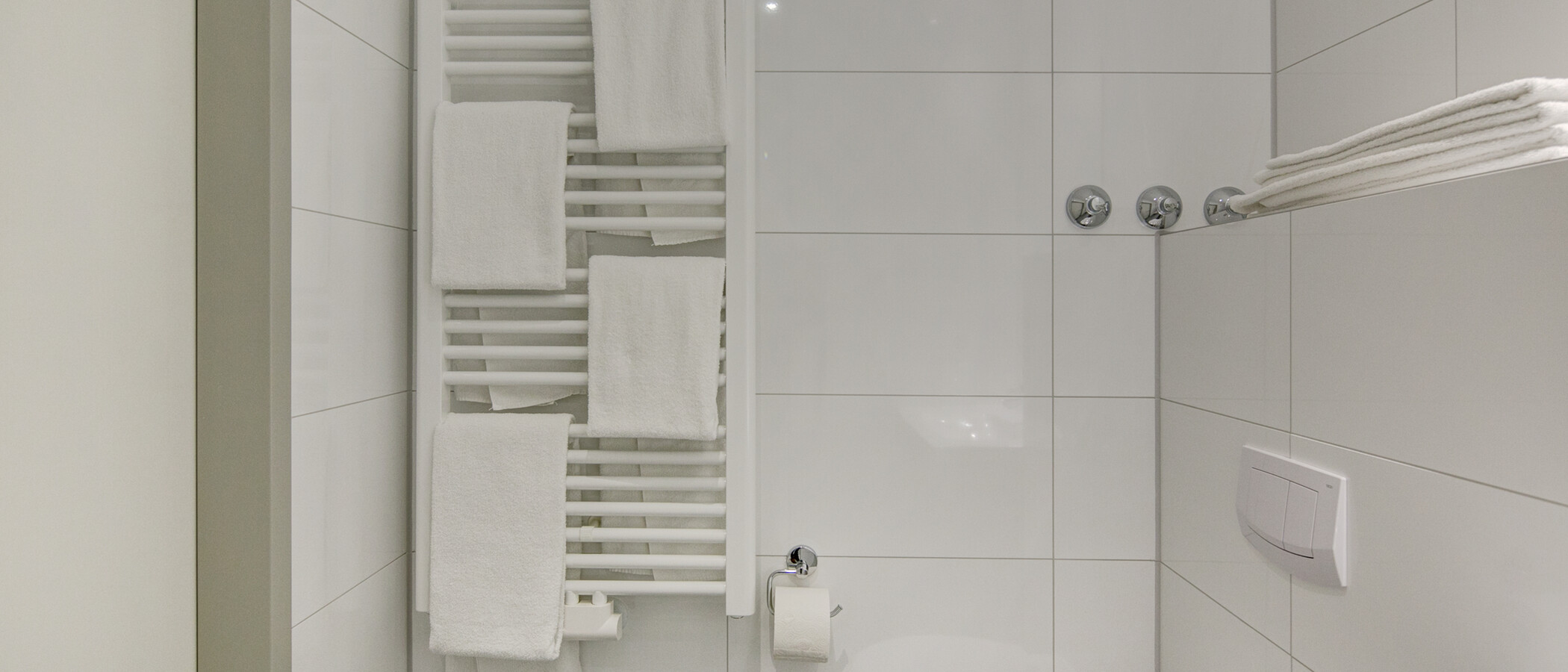 Wohnung Ismaning 04 Badezimmer 10910