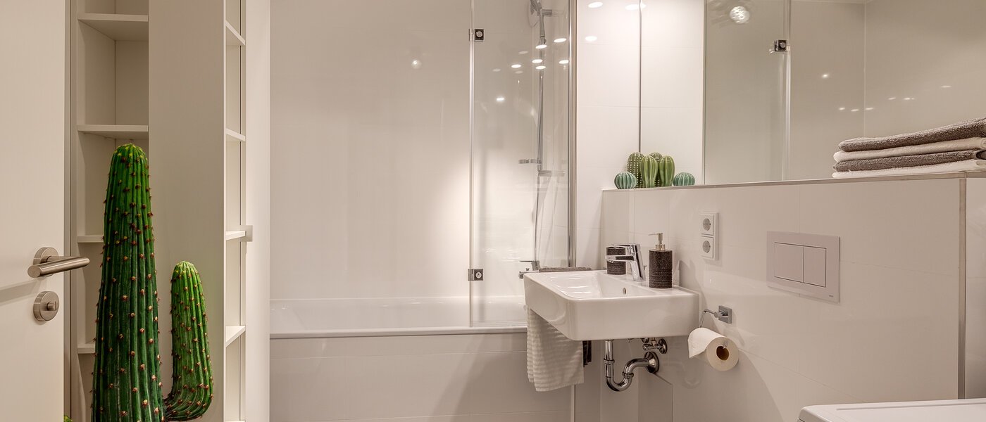 Wohnung München Sendling 01 Badezimmer 10973