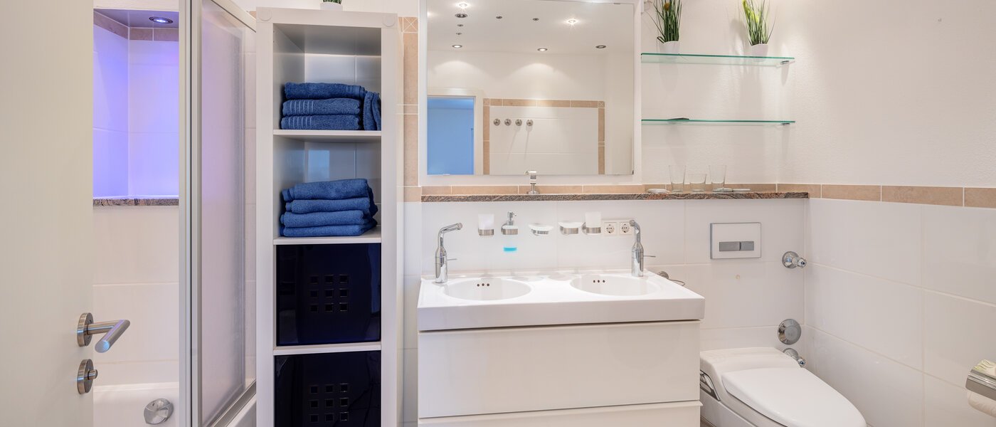 Wohnung Ismaning 01 Badezimmer 10991