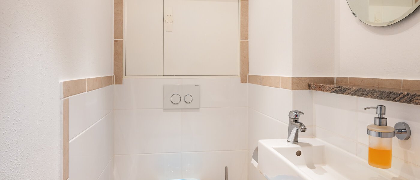 Wohnung Ismaning 01 Gäste-WC 10991