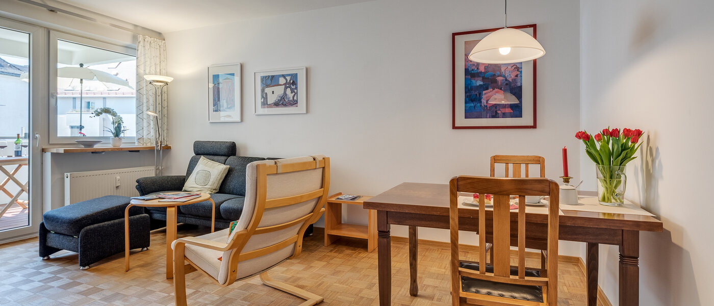 Wohnung München Neuhausen 01 Wohnzimmer 11009