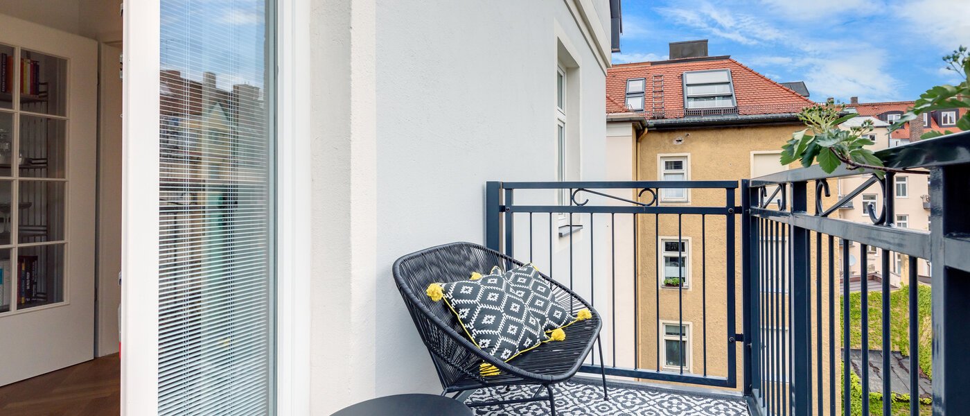 Wohnung München Neuhausen 01 Balkon 11045