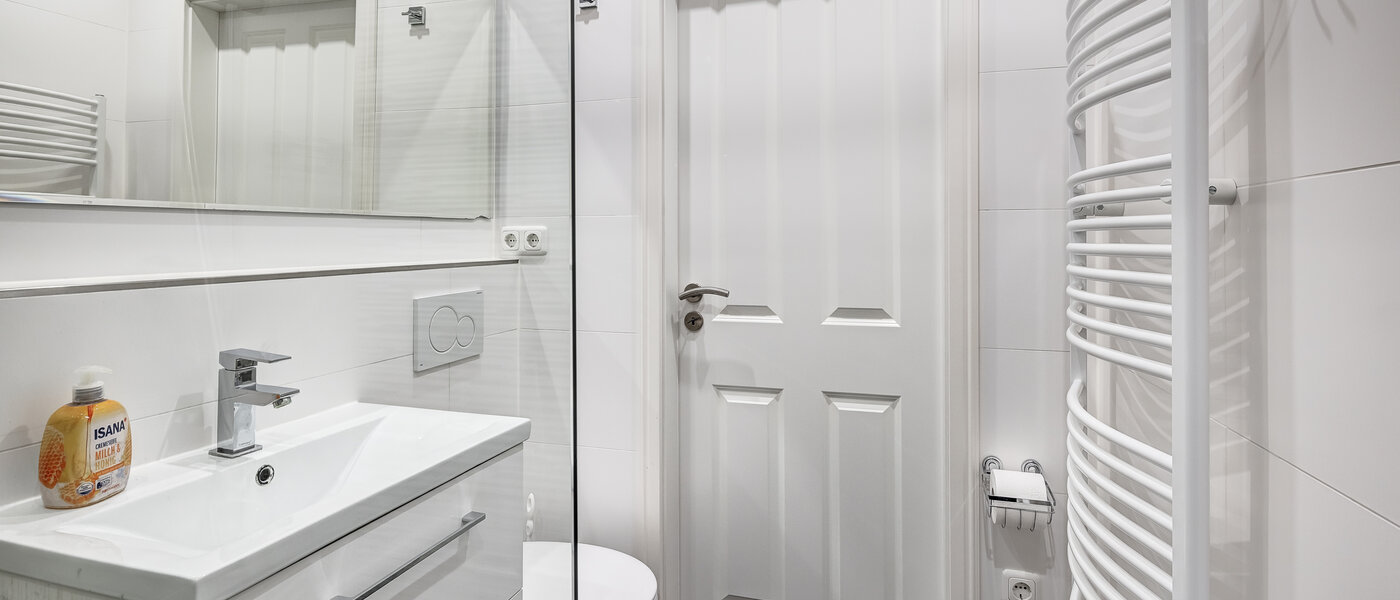 Wohnung München Arabellapark 02 Badezimmer 11073