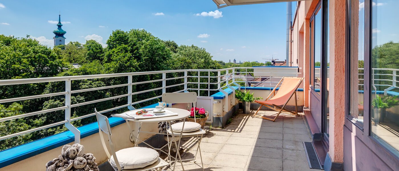 Dachterrassenwohnung München Bogenhausen 01 Terrasse 11076