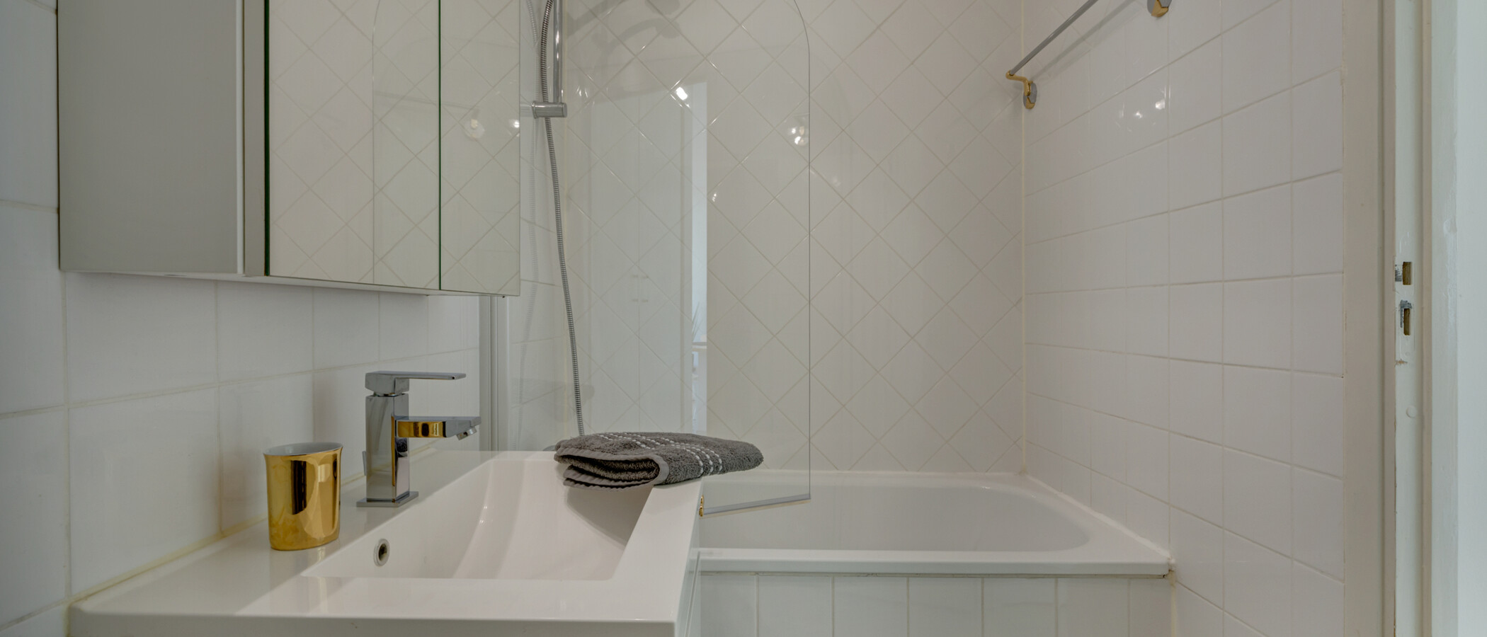 Wohnung München Johanneskirchen 01 Badezimmer 1110