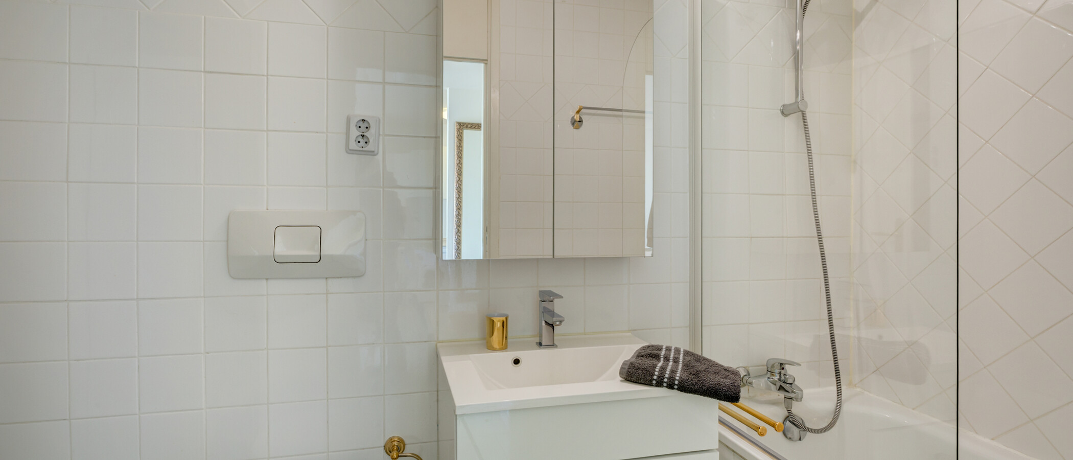 Wohnung München Johanneskirchen 02 Badezimmer 1110