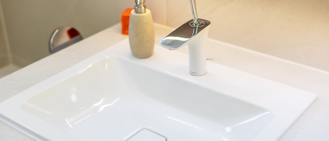 Dachterrassenwohnung München Arabellapark 02 Badezimmer 11226