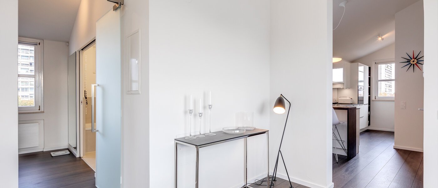 Dachterrassenwohnung München Arabellapark 01 Flur/Gang 11226