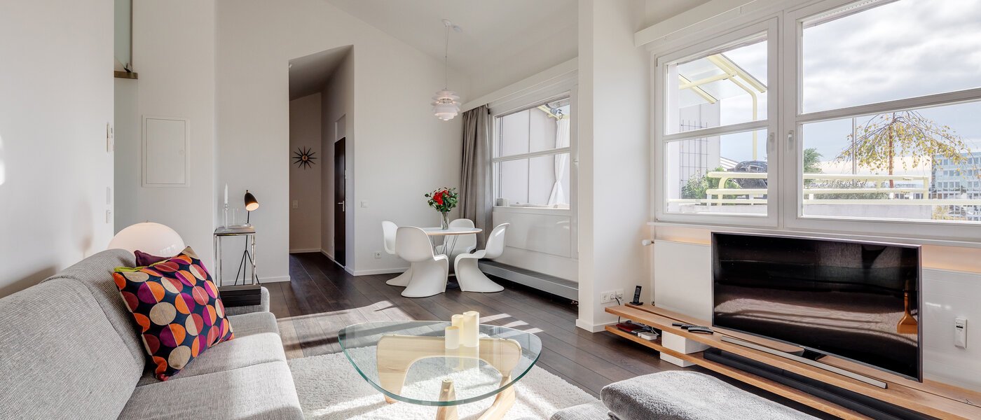 Dachterrassenwohnung München Arabellapark 03 Wohnbereich 11226