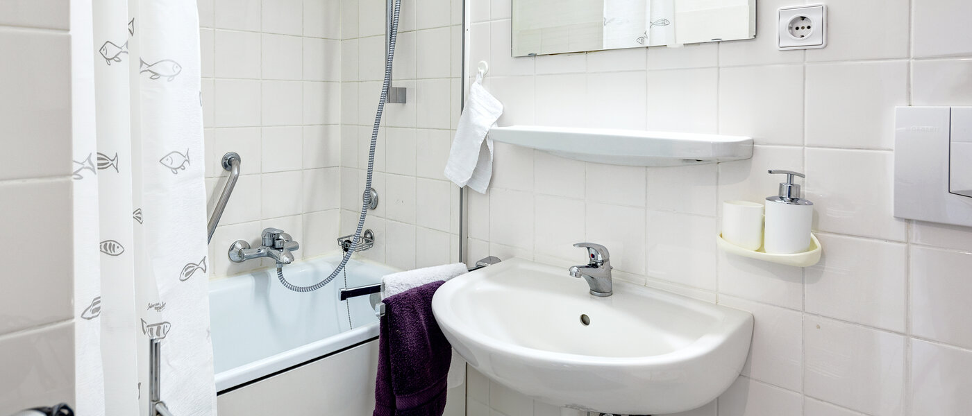 Wohnung München Olympiadorf 01 Badezimmer 11239