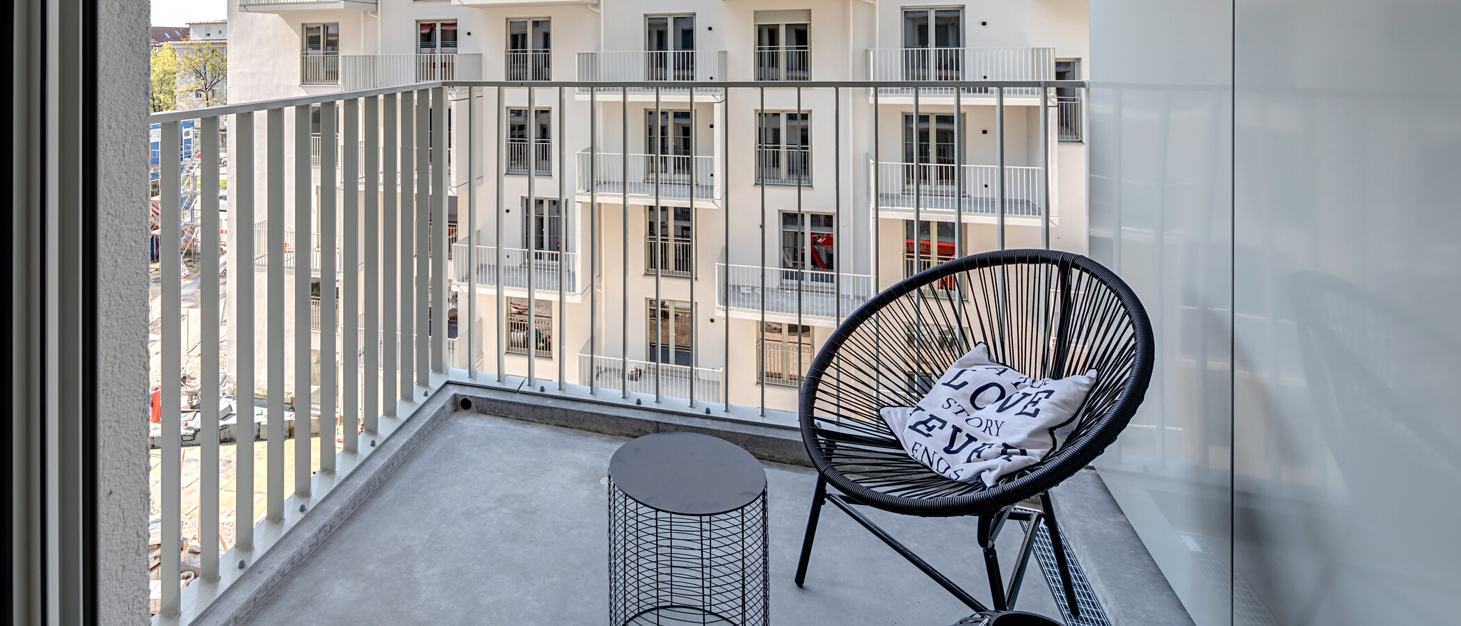 Wohnung München Schwabing (rechts der Leopoldstraße) 01 Balkon 11242