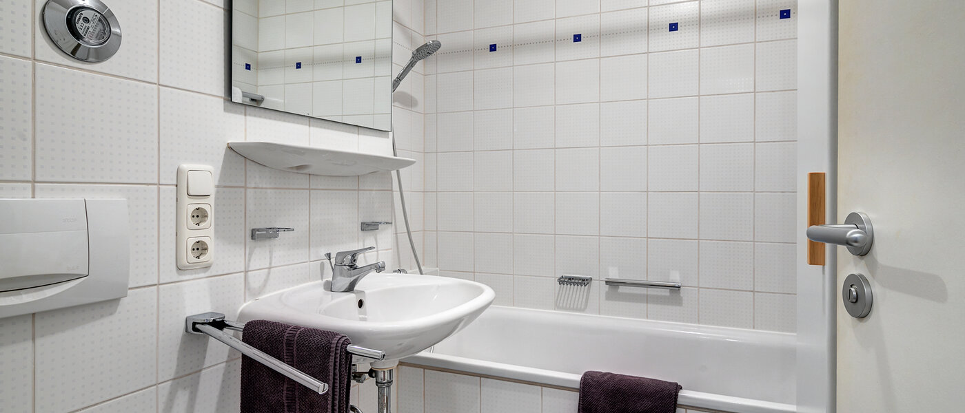 Wohnung München Neuhausen 01 Badezimmer 11252