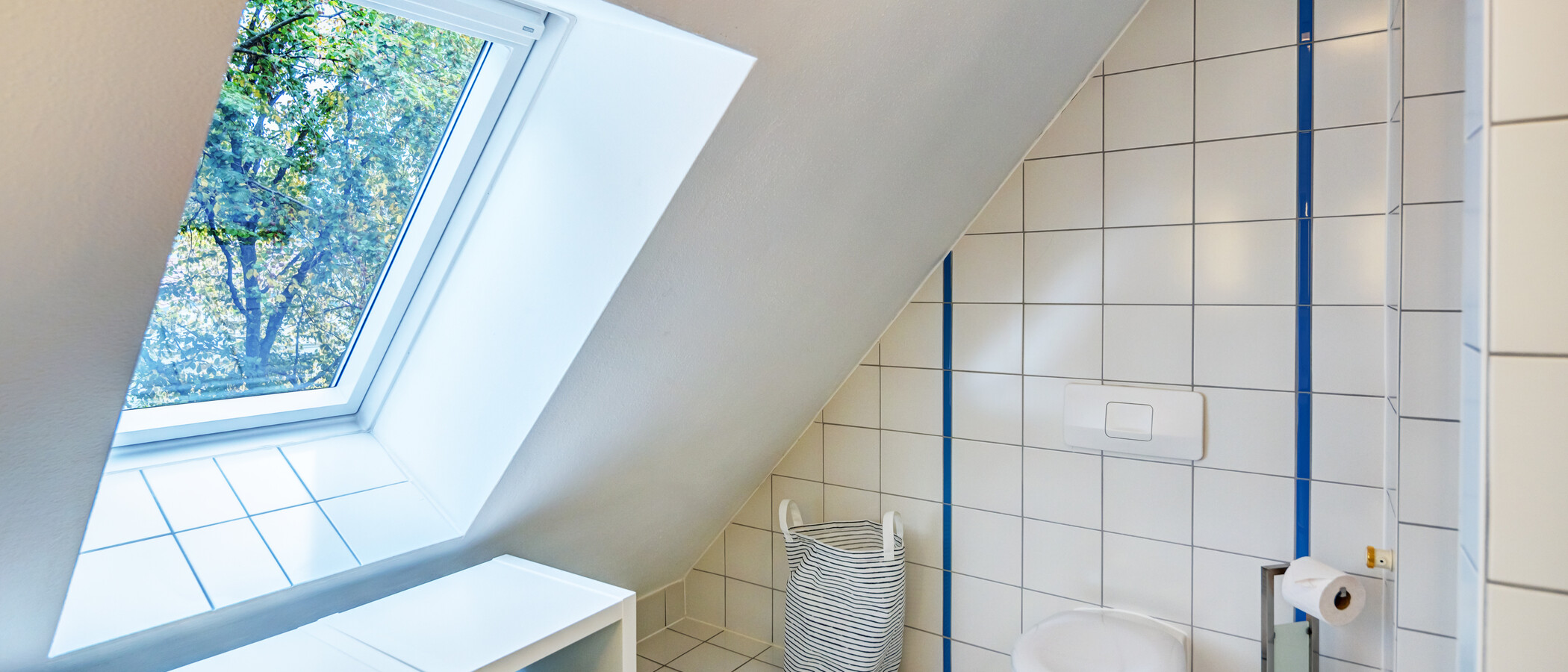 Dachterrassenwohnung München Menterschwaige 04 2. Badezimmer 11267